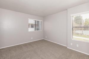 featured image of 3800 W Devonshire Ave