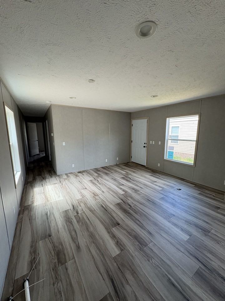 201 Addison St #1 - Photo 4 of 16
