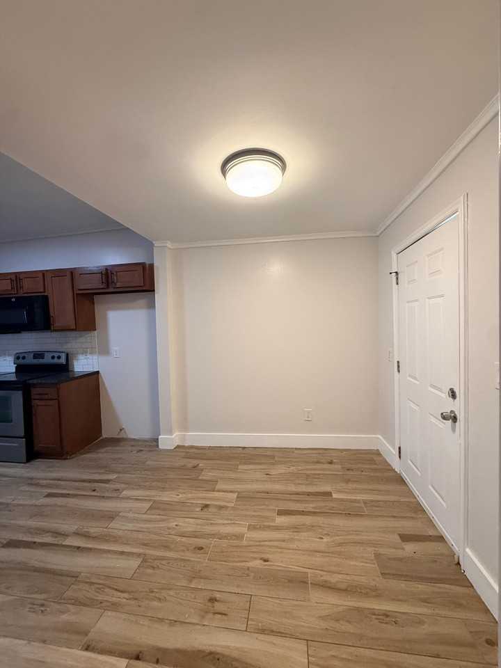 Clark Rd #1226 - Photo 4 of 9