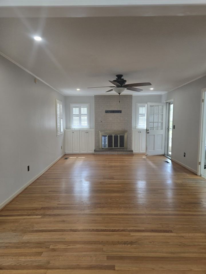 2439 Dartmouth Dr #1 - Photo 3 of 19