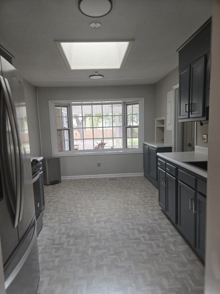 2439 Dartmouth Dr #1 - Photo 4 of 19