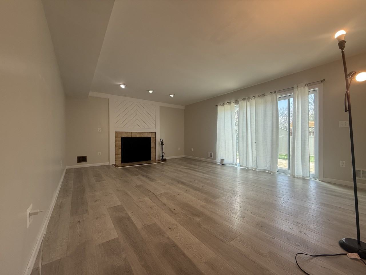 23 Mallards Lndg S #1 - Photo 7 of 15