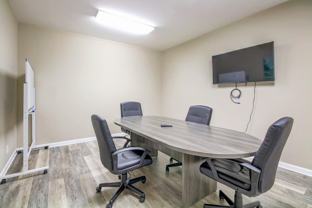 1017 S Riverside Dr #224 - Photo 1 of 1