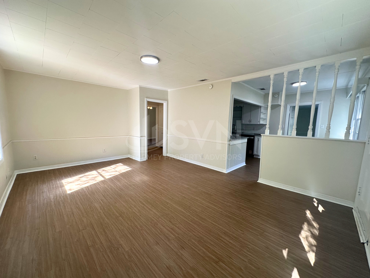 5207 Azalea Cir S - Photo 6 of 31