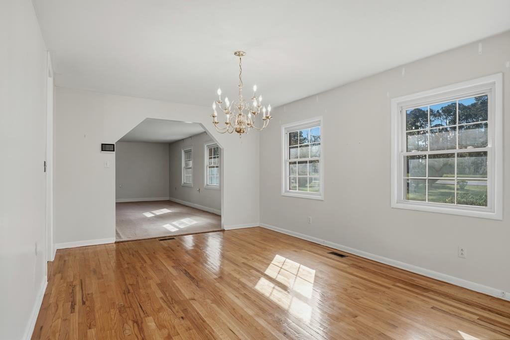 2101 Goldendale Ln #1 - Photo 6 of 33