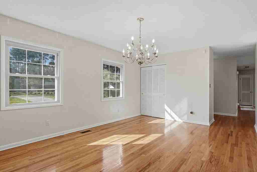 2101 Goldendale Ln #1 - Photo 7 of 33