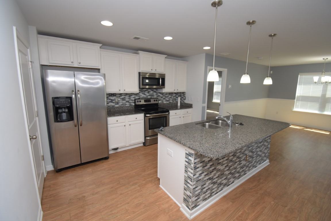 1141 Midtown Village Dr #1 - Photo 5 of 10