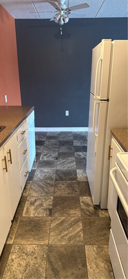 2830 Gordon Rd #202 - Photo 2 of 11