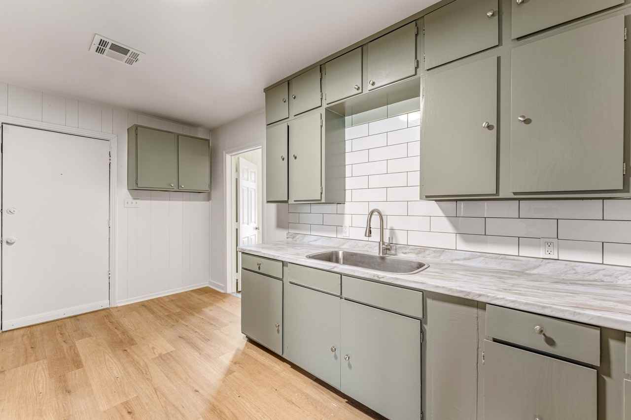 1500 J J Flewellen Rd #1 - Photo 4 of 10