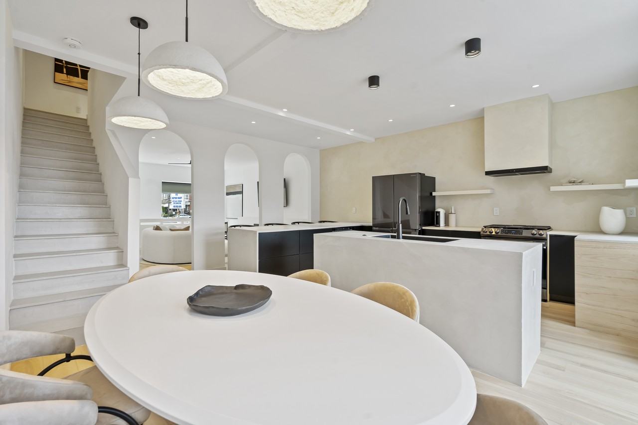 4037 Penn Ave #1 - Photo 3 of 35