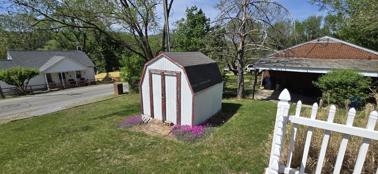 1508 Blanton Ave Se #1 - Photo 2 of 6