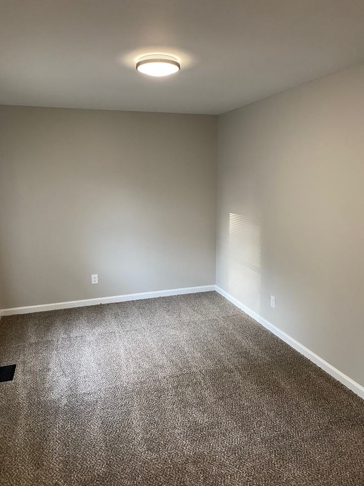 12031 Jerries Ln #1 - Photo 3 of 10