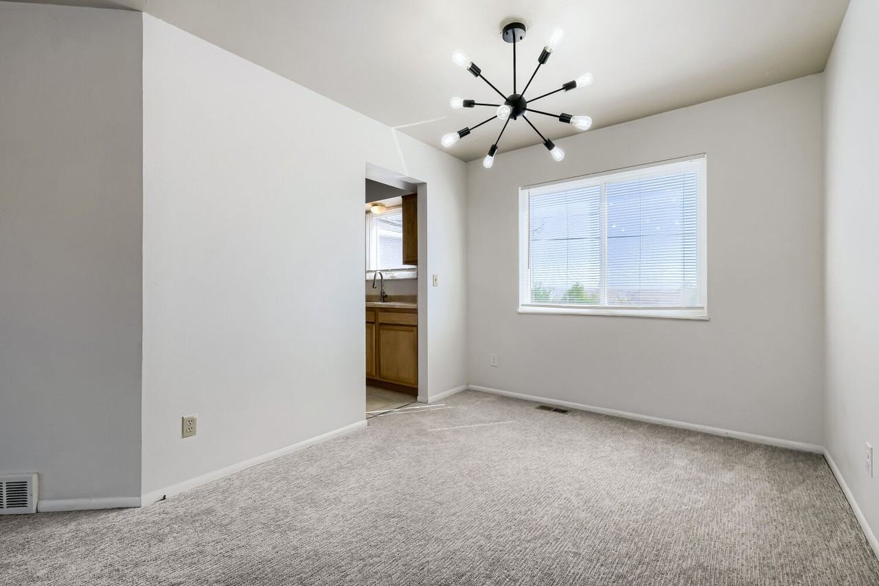 7315 Woody Creek Dr #1 - Photo 4 of 16