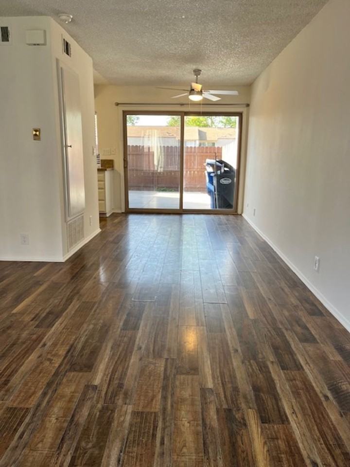 1347 Iguana Cir - Photo 5 of 14