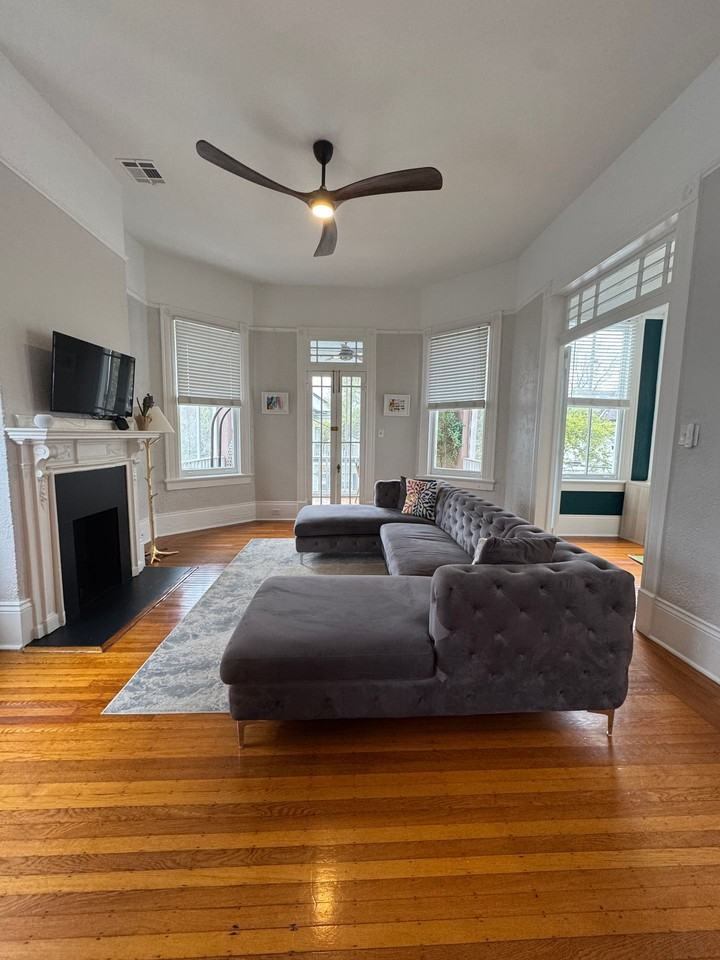 1660 Dufossat St - Photo 2 of 43