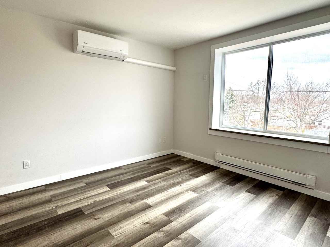 1985 Westcott Rd #206 - Photo 7 of 15