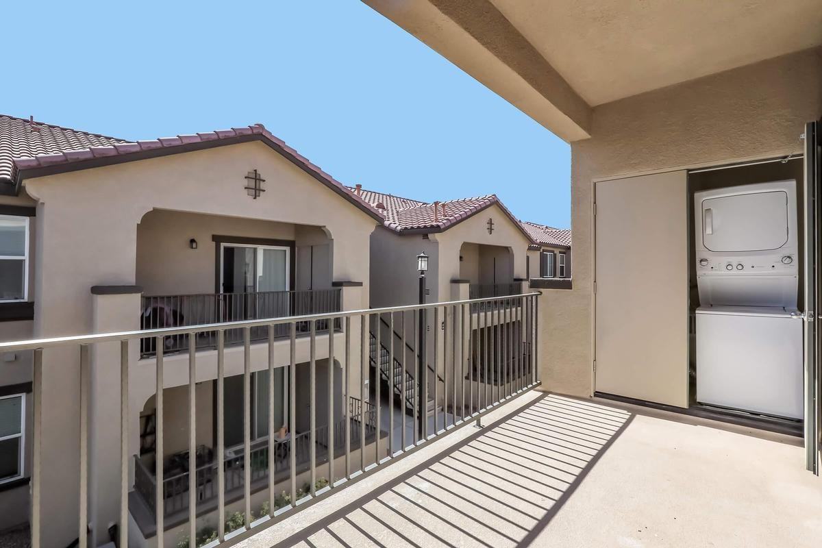 14374 Borego Rd - Photo 7 of 50