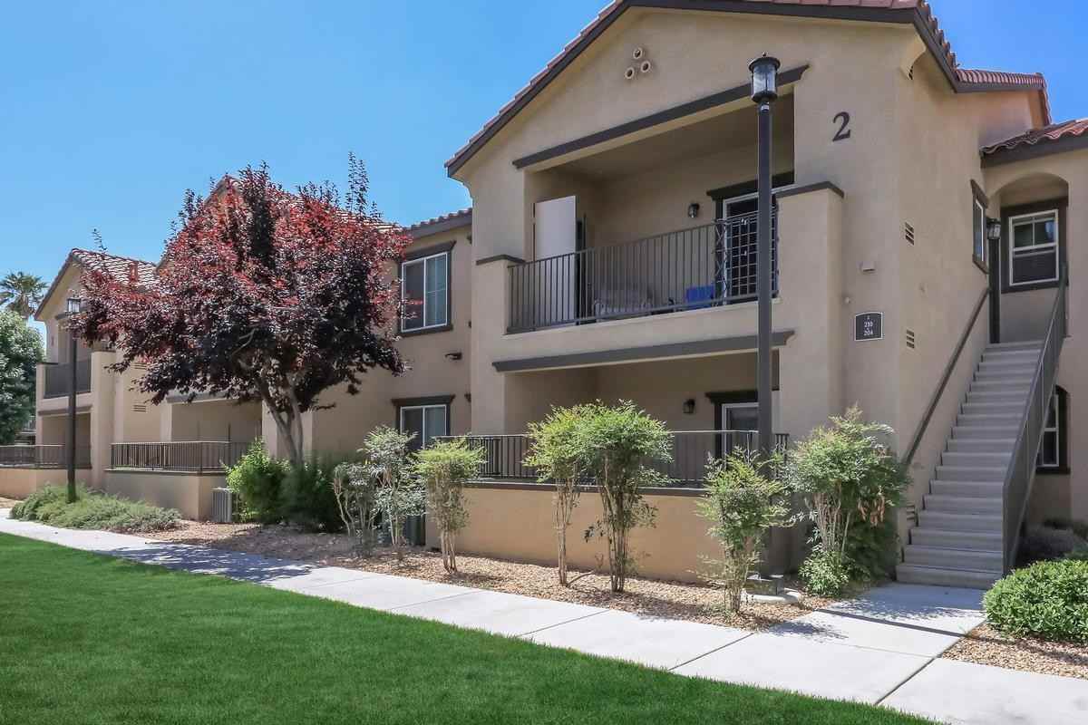 14374 Borego Rd - Photo 4 of 50