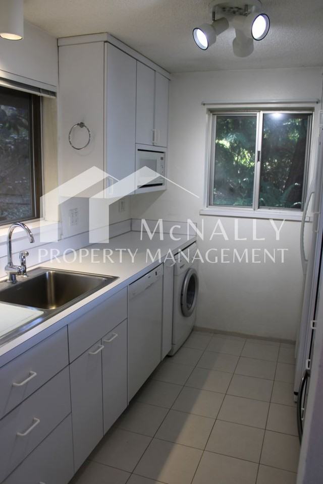 12612 Burnham Dr - Photo 3 of 13