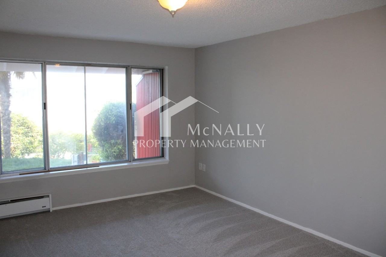 12612 Burnham Dr - Photo 7 of 13