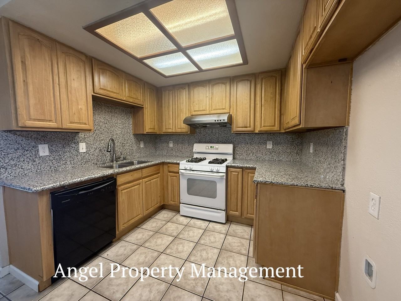 6557 37th Ave #1 - Photo 3 of 16