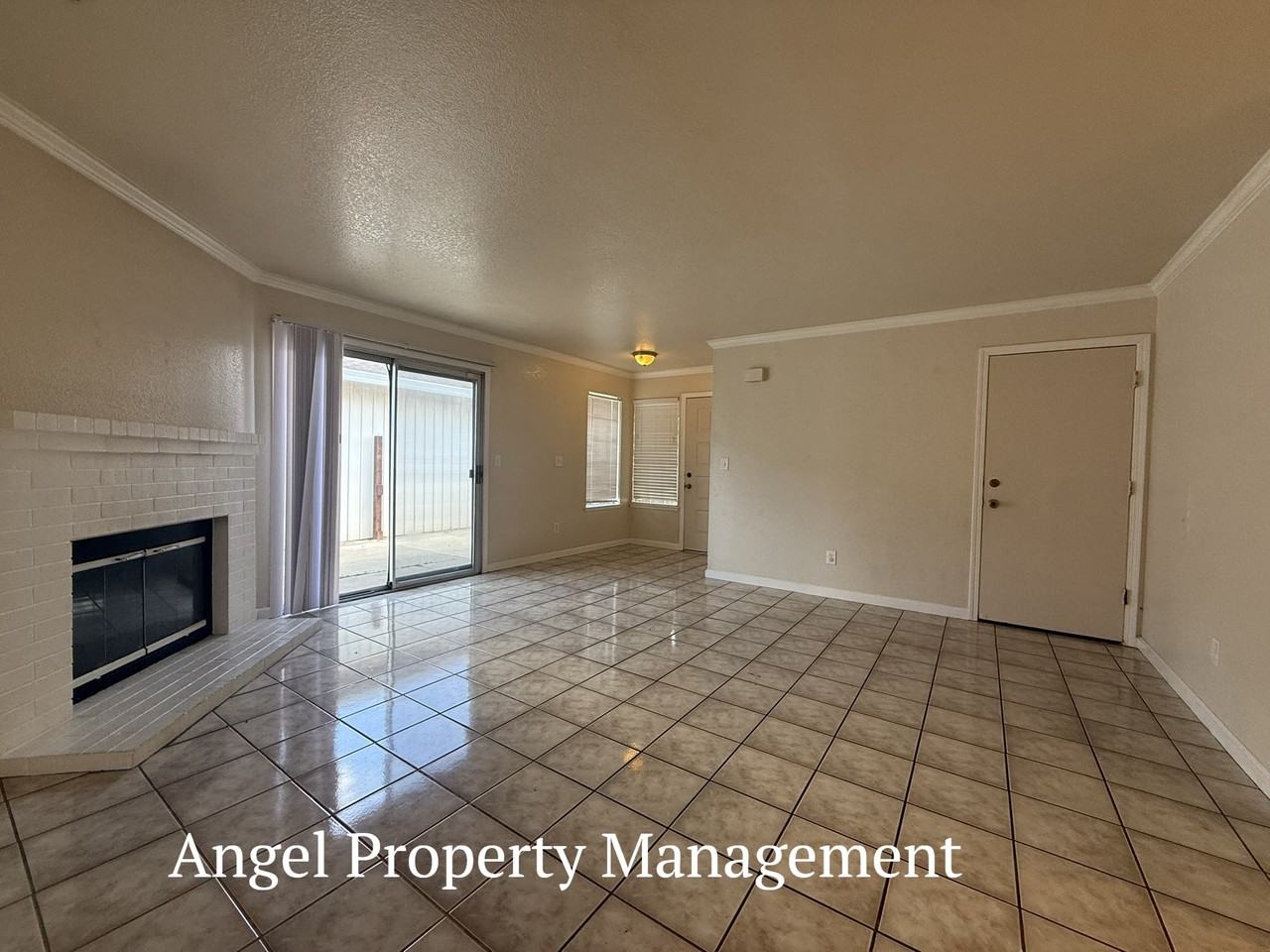 6557 37th Ave #1 - Photo 6 of 16