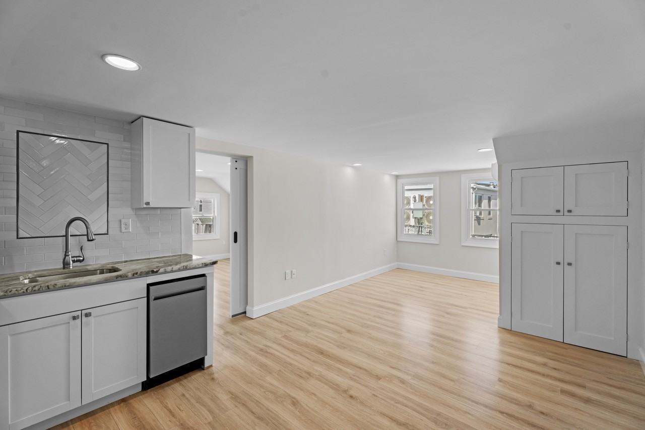 17 Hancox StreetApt 9 #9 - Photo 2 of 17