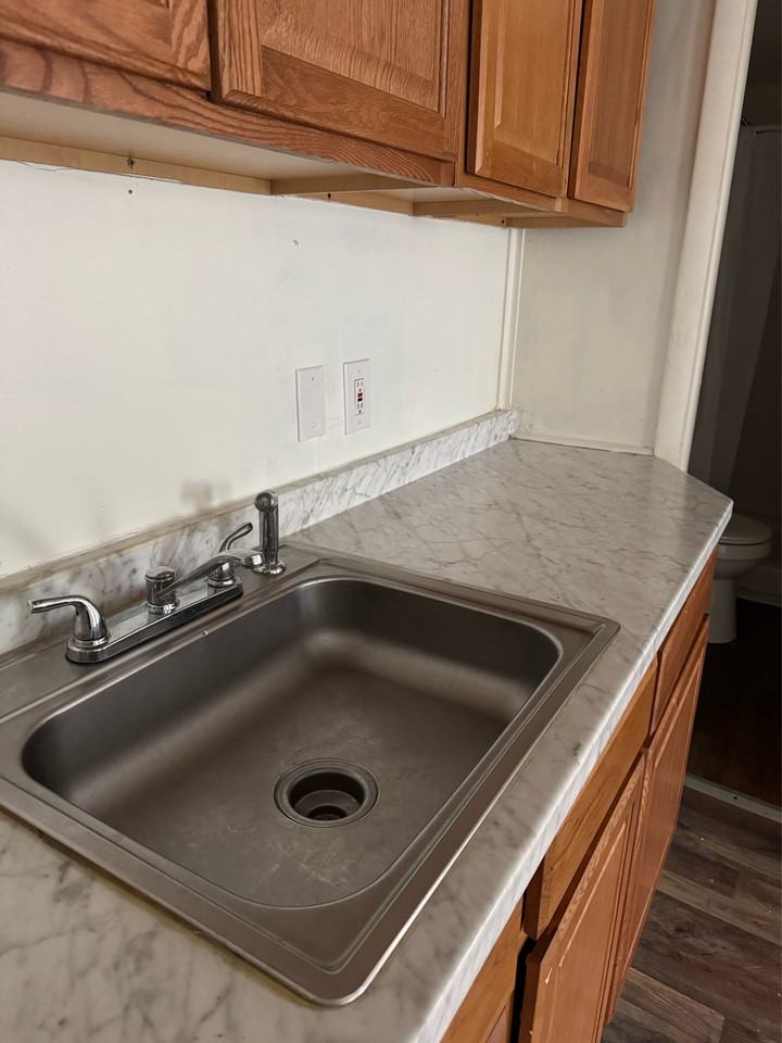 1224 Whitesboro St #3 - Photo 3 of 5
