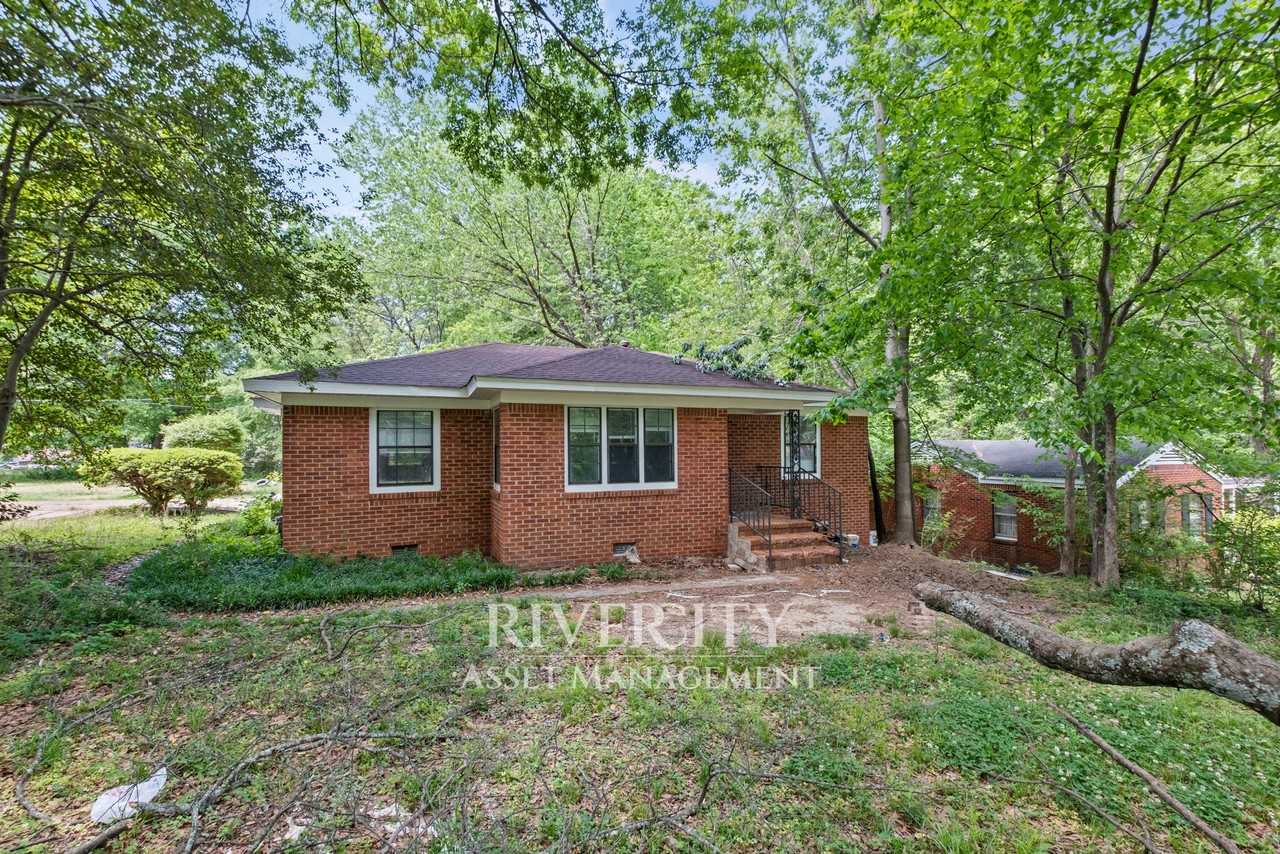 4051 Auburn Rd #1 - Photo 2 of 15
