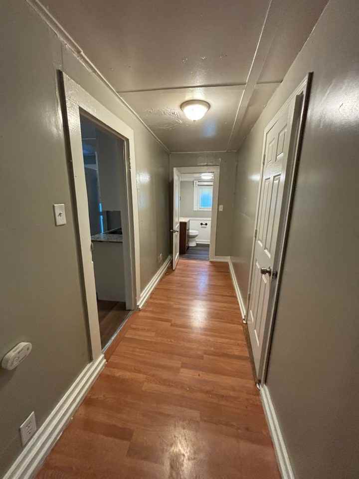 2525 Propst St - Photo 2 of 5