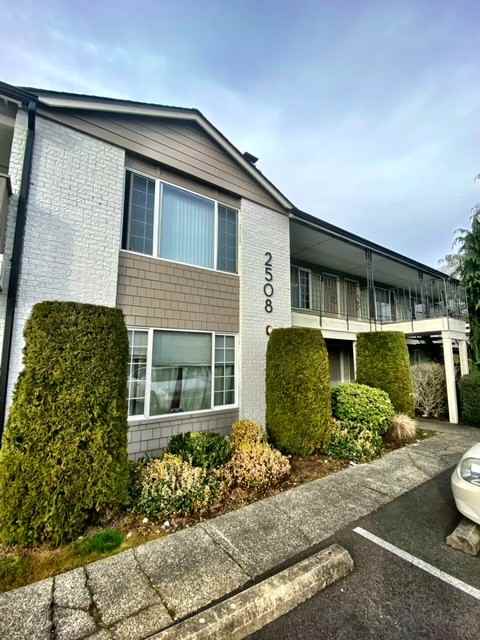 2510 Crystal Springs Rd W #2510-6 - Photo 2 of 20