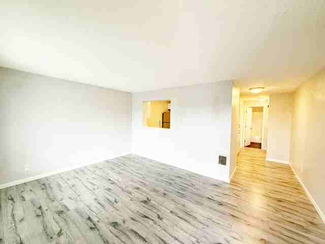 2510 Crystal Springs Rd W #2510-6 - Photo 4 of 20