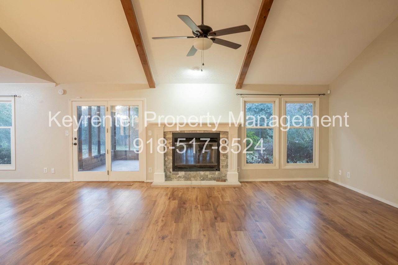 7304 E 61st Pl - Photo 4 of 27