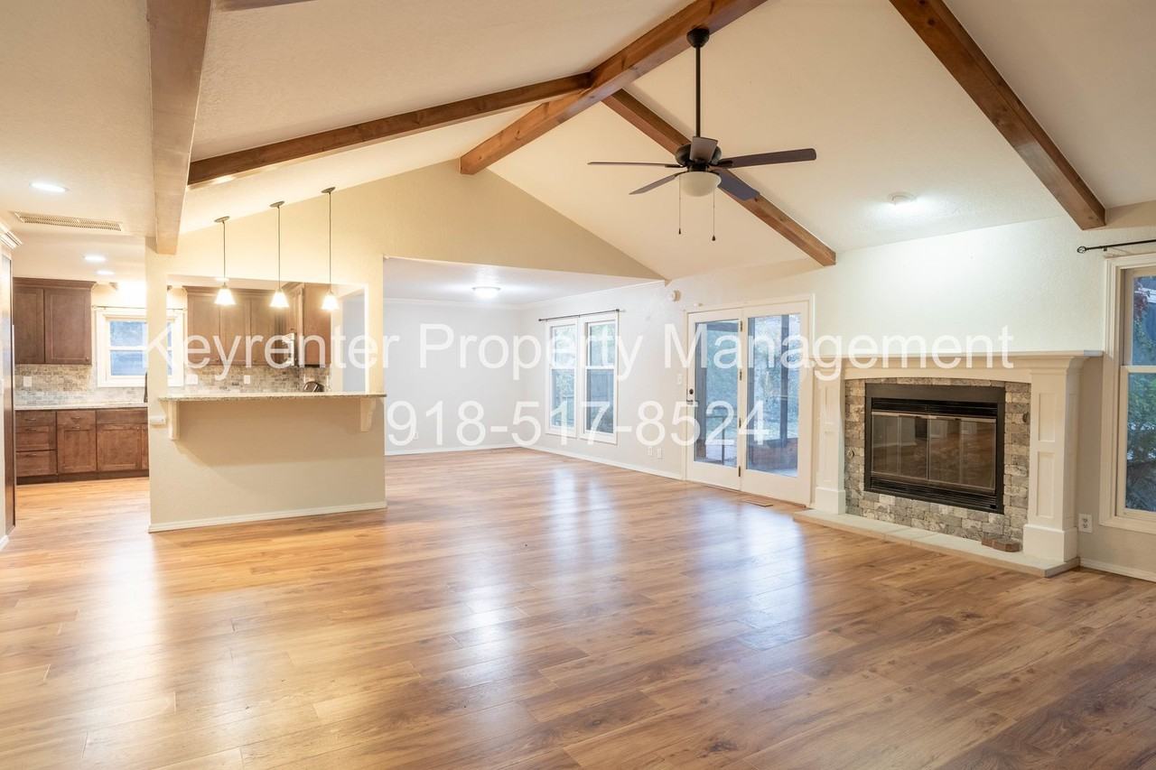 7304 E 61st Pl - Photo 5 of 27