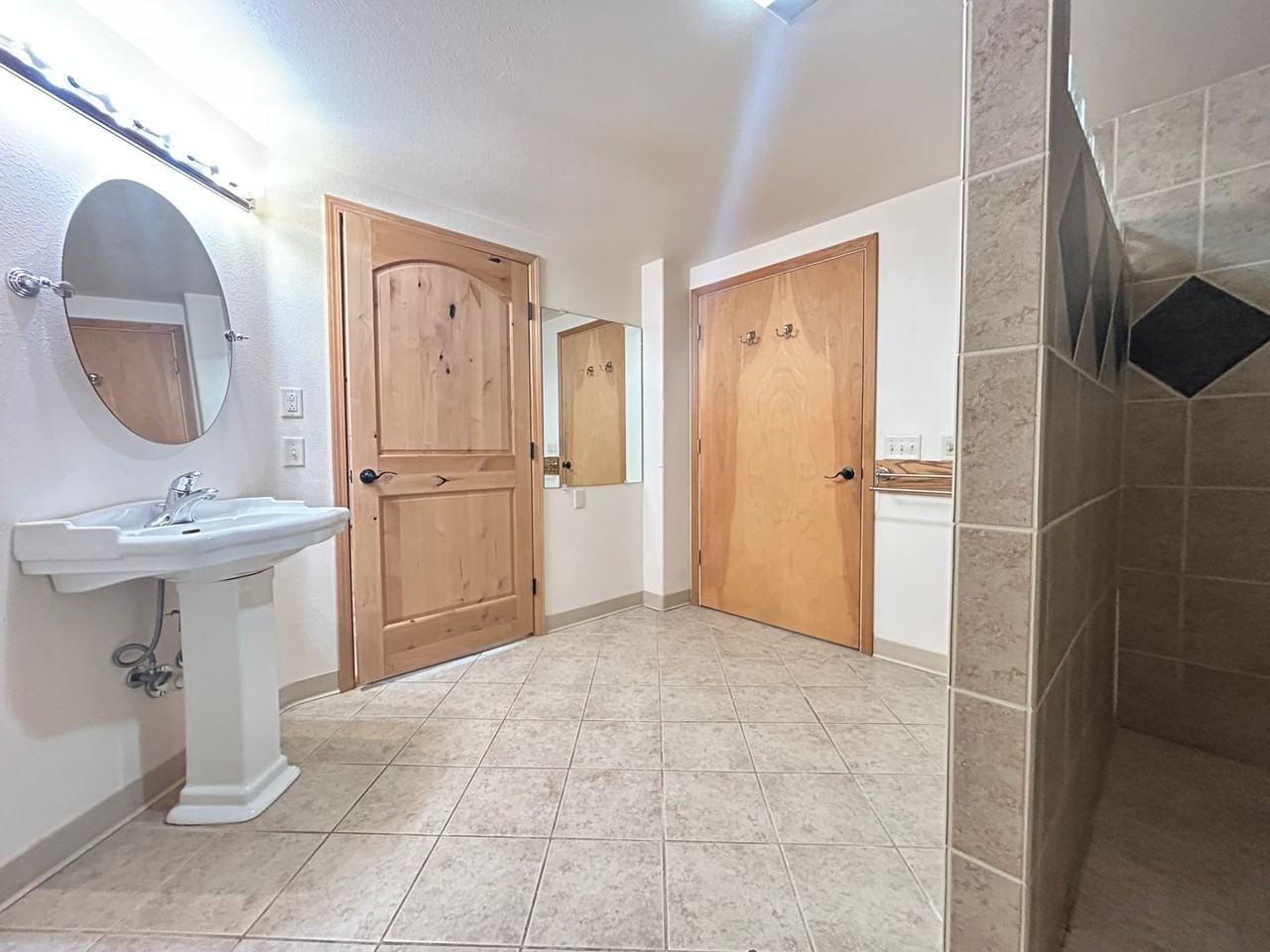 118 Kent Ln - Photo 7 of 21