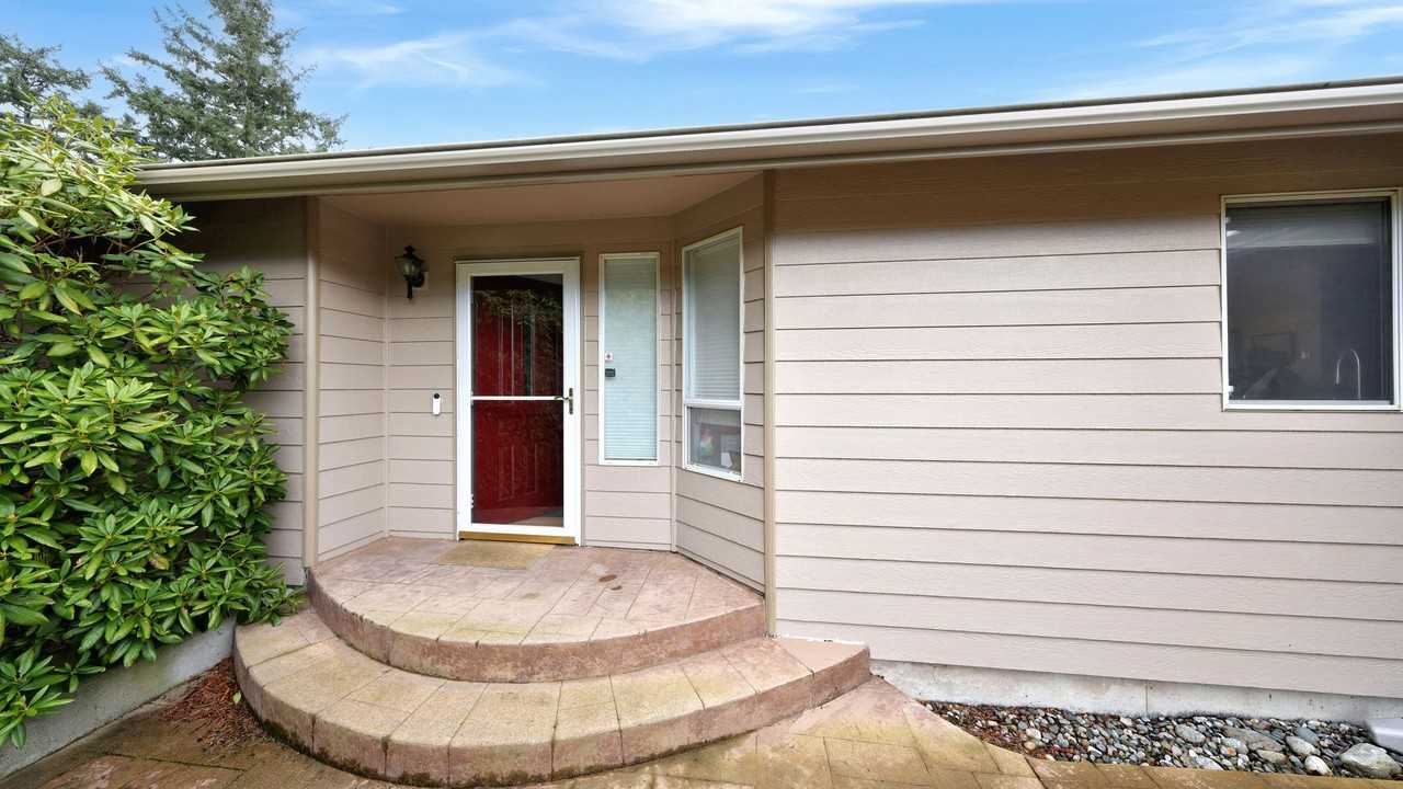 14329 Gibralter Rd - Photo 2 of 19