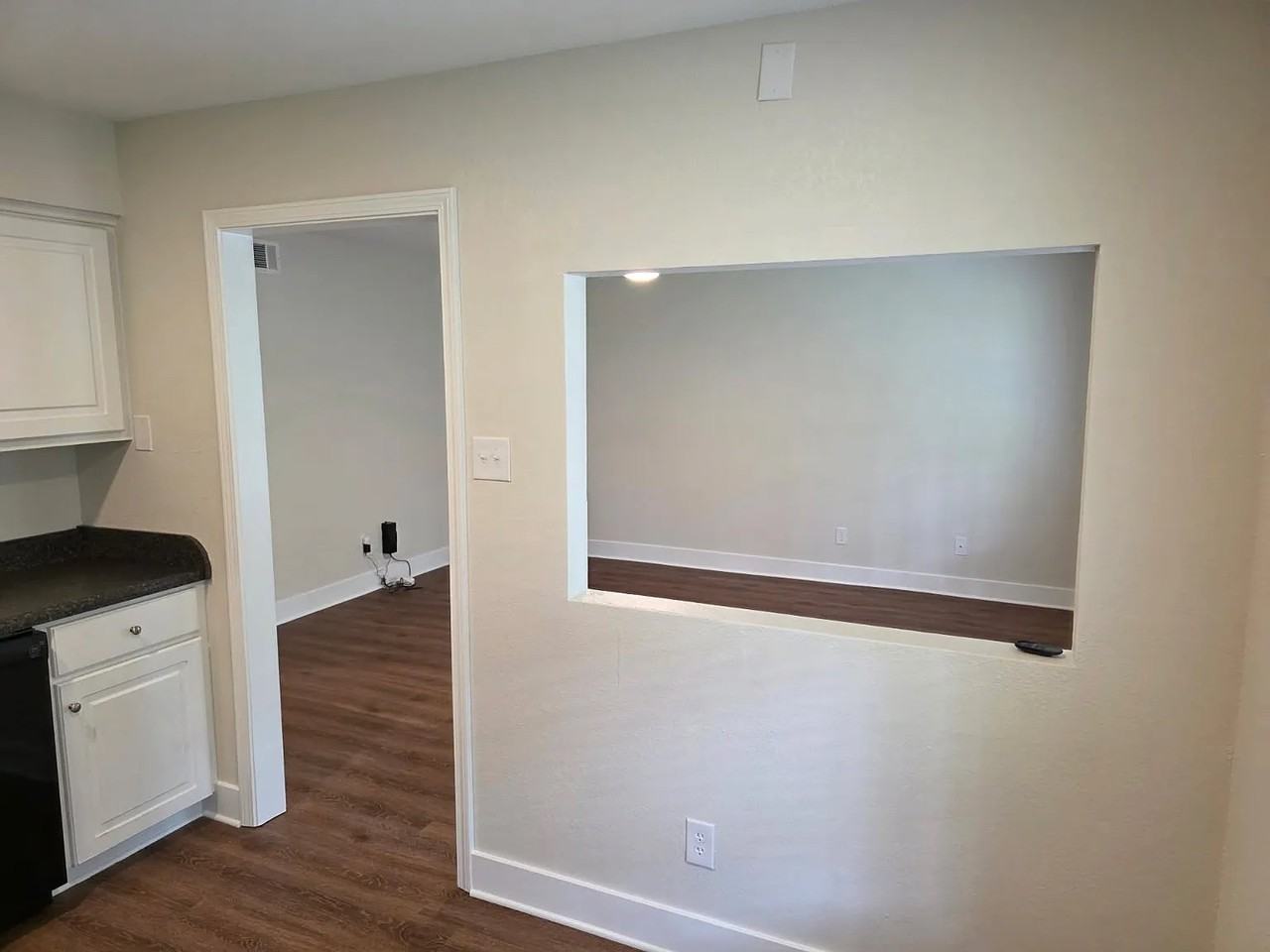 806 Park Ln #806 - Photo 3 of 16