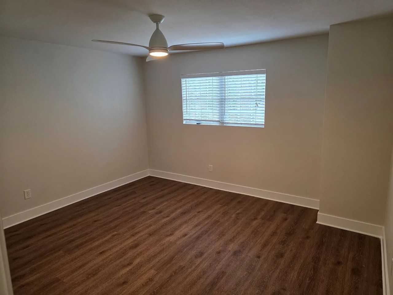 806 Park Ln #806 - Photo 6 of 16