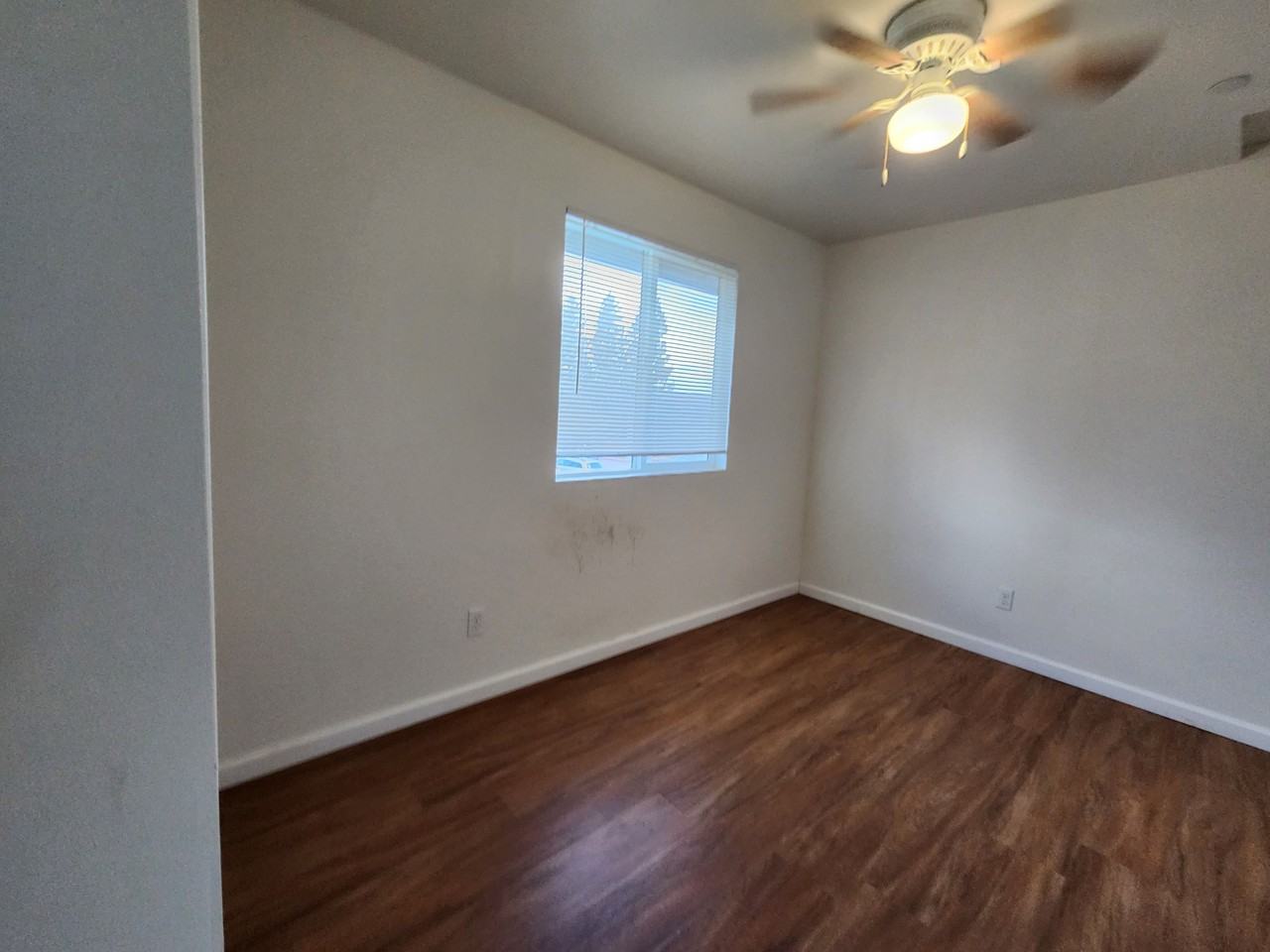 158 Amberidge Dr #1 - Photo 5 of 8