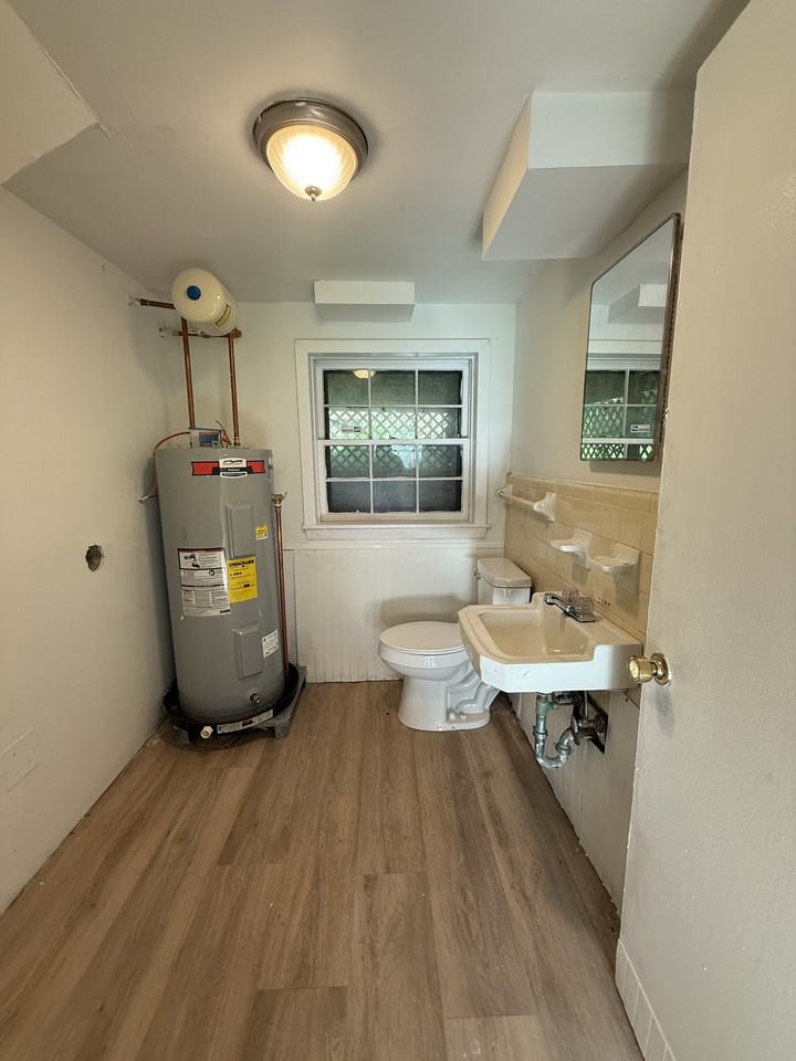 1332 4th Way Nw #1 - Photo 7 of 9