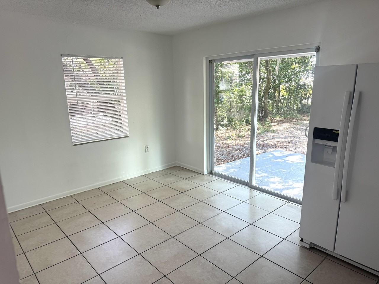 8521 Chinaberry Dr #1 - Photo 4 of 10