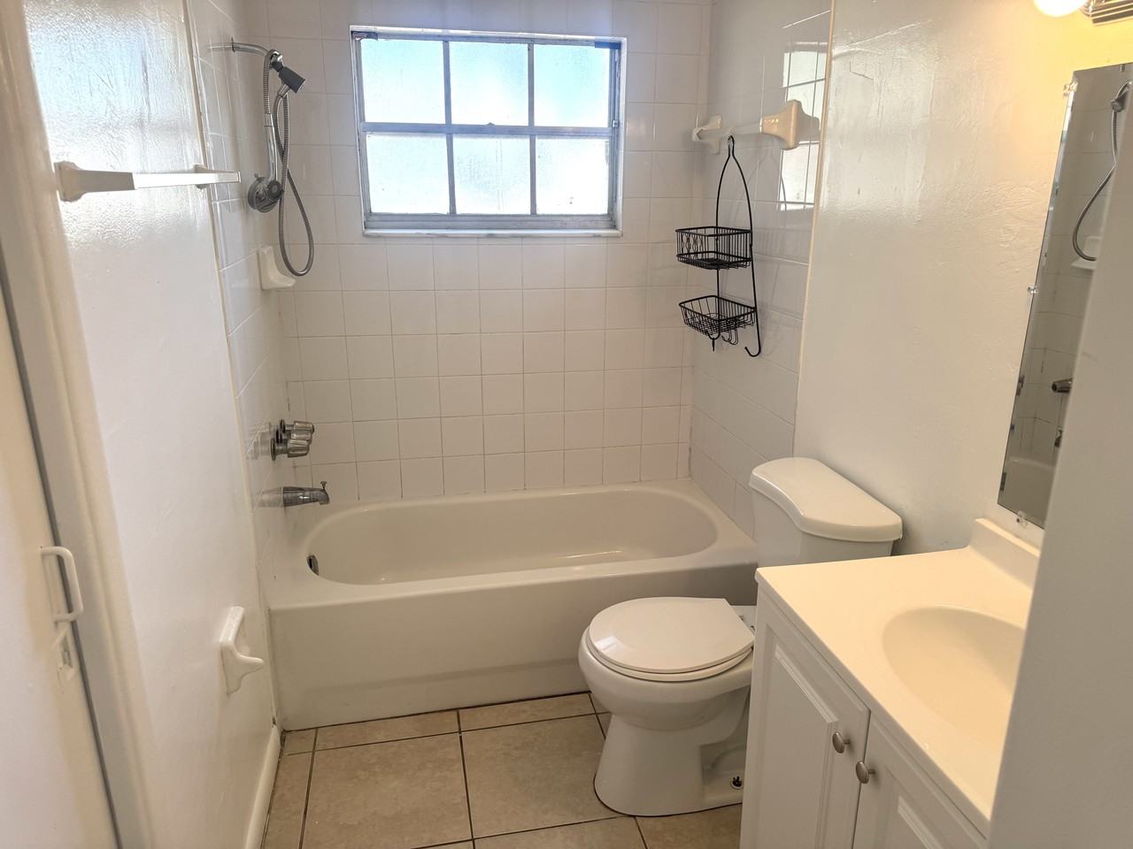 8521 Chinaberry Dr #1 - Photo 6 of 10