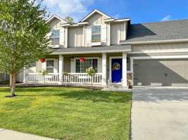 featured image of 10136 W Wyatt Earp Dr