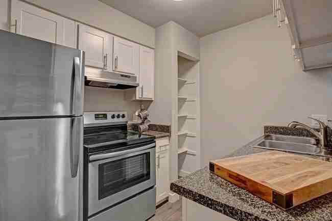 1327 W 84th Ave - Photo 4 of 17