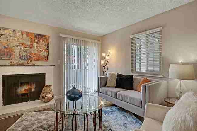 1327 W 84th Ave