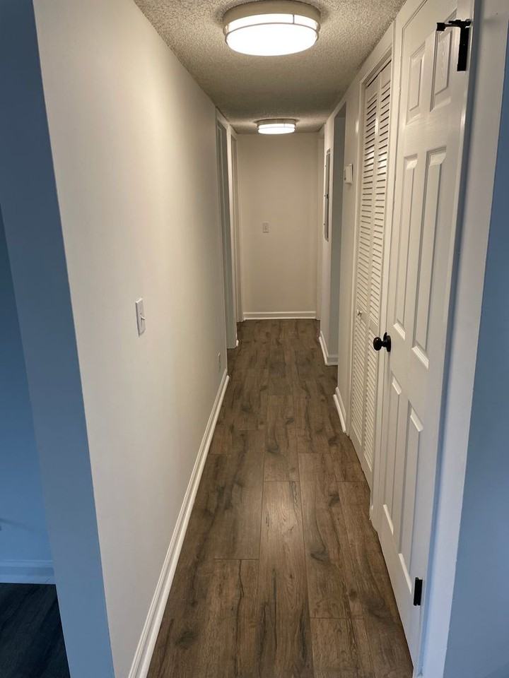 515 Basswood Ave #C39 - Photo 7 of 24