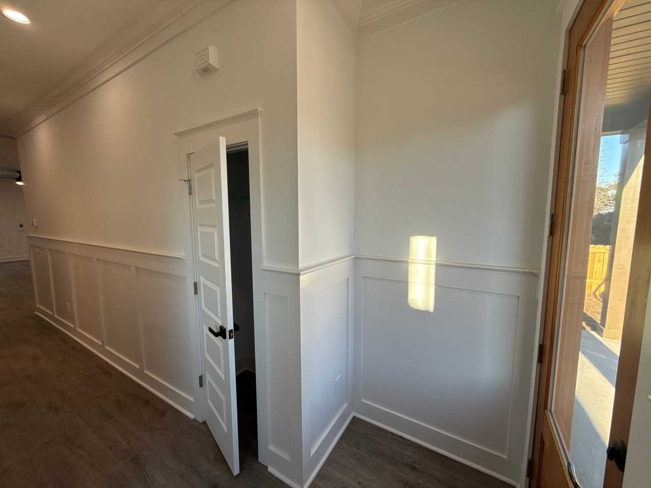 2018 Riverview Ave #1 - Photo 5 of 27