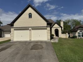 featured image of 504 Independence Dr #1