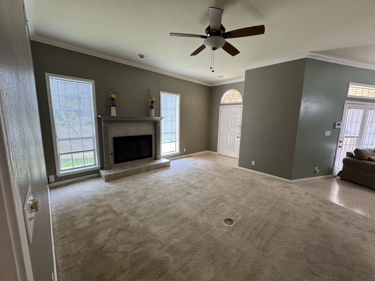 504 Independence Dr #1 - Photo 2 of 9