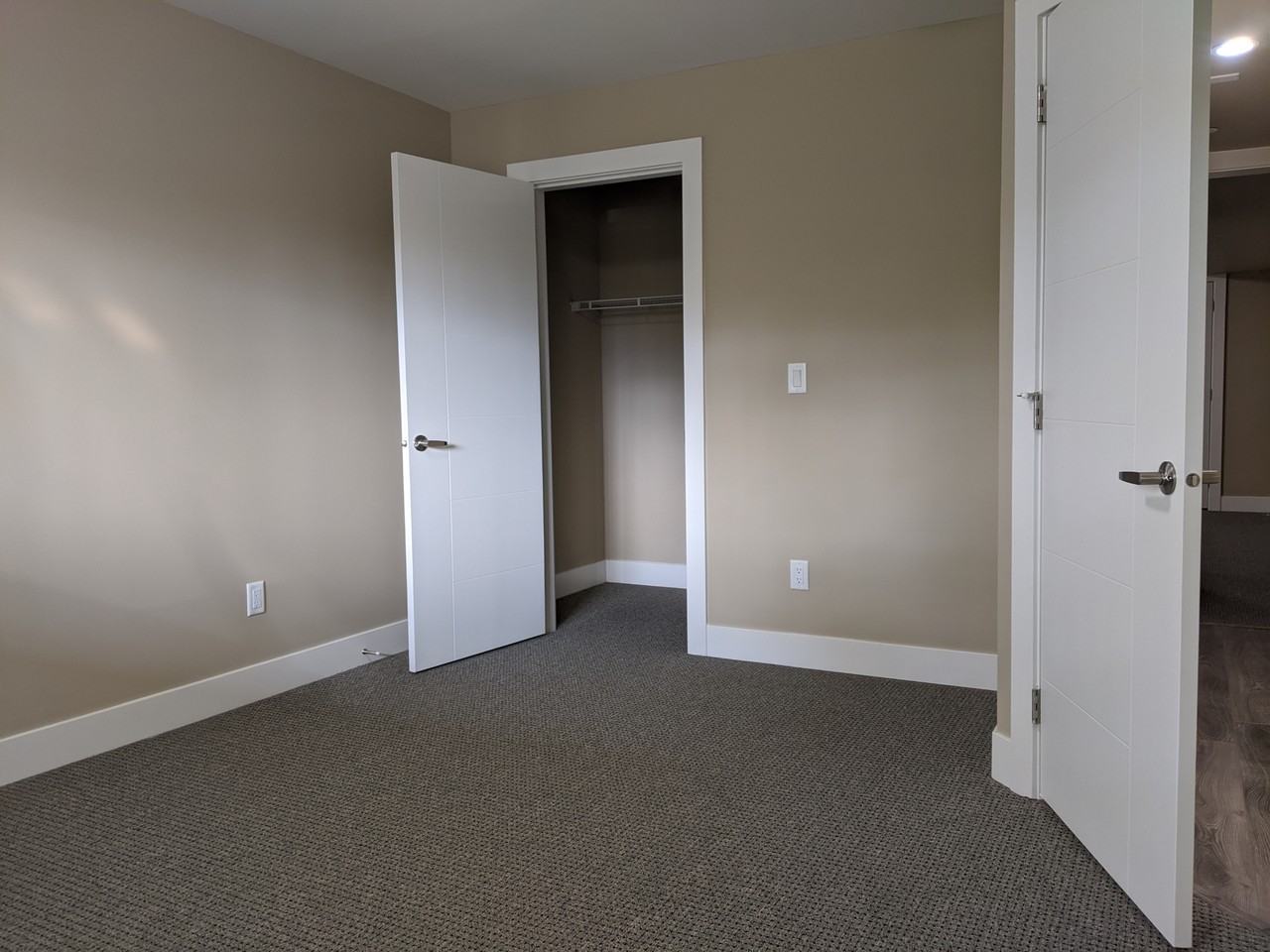 10166 Jackson Rd #1 - Photo 4 of 13